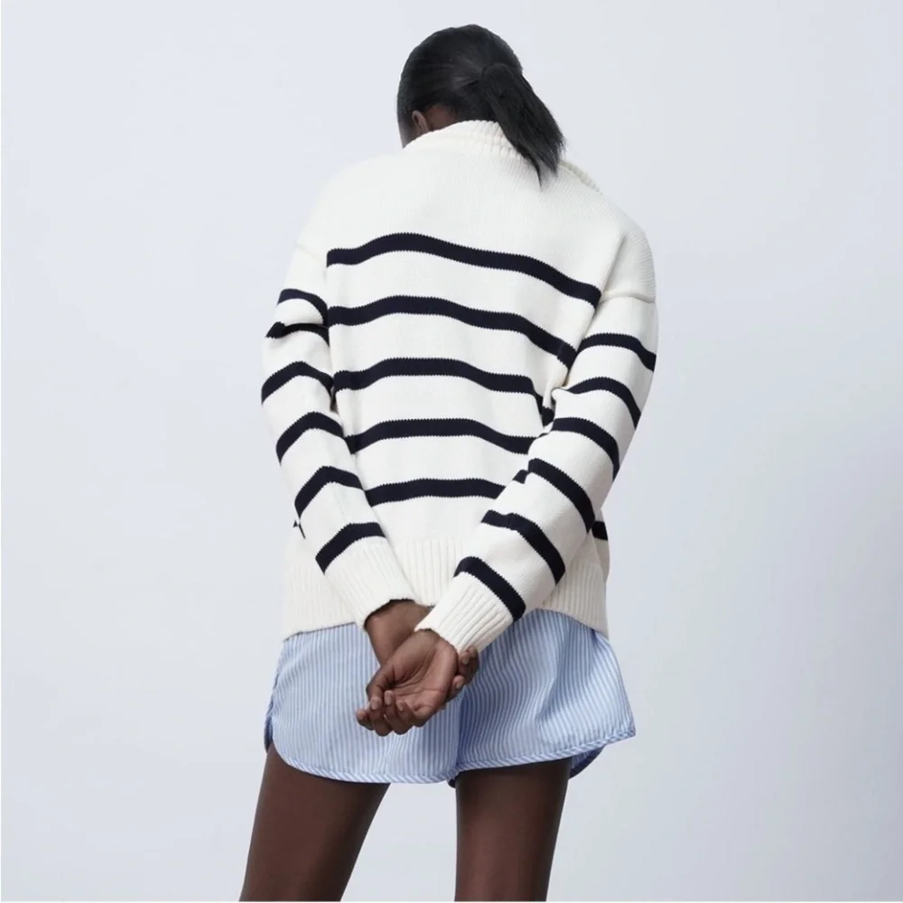 Zara Quarter Zip Striped oversize  Sweater Black and Whitish Taupe Size Medium - Picture 5 of 14